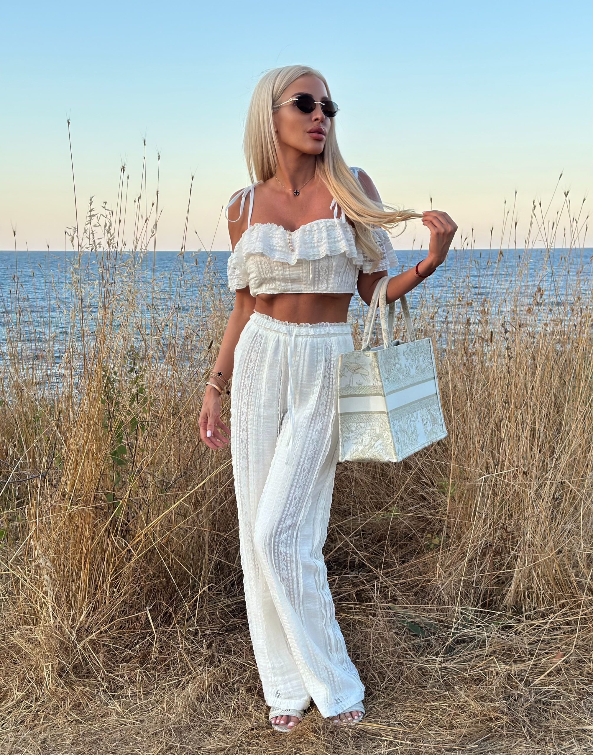 White Lace Set