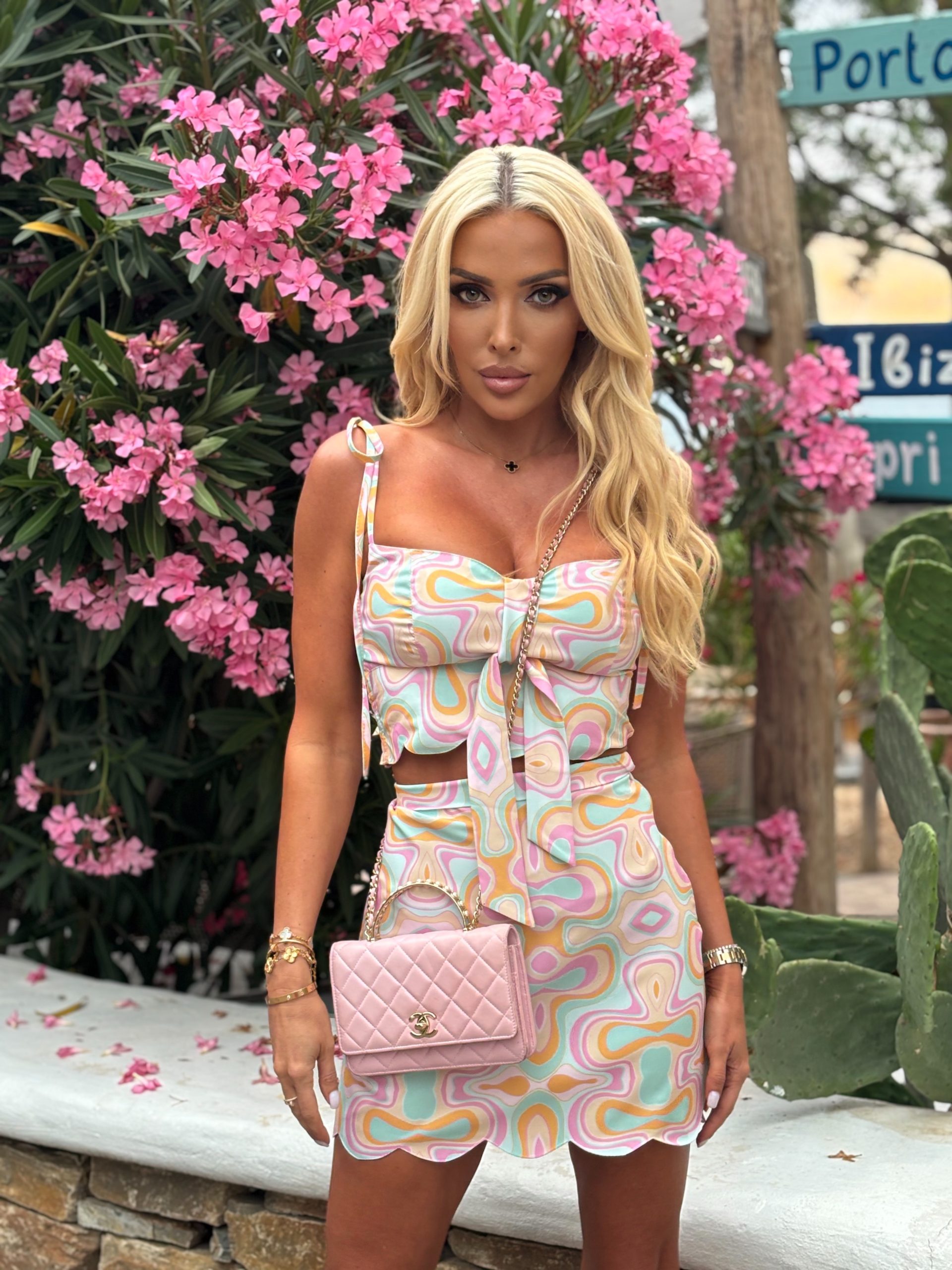 Set “ Pink Mirage “